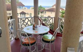 #D1 Castle Studio Wifi King Bed Ocho Rios Jamaica
