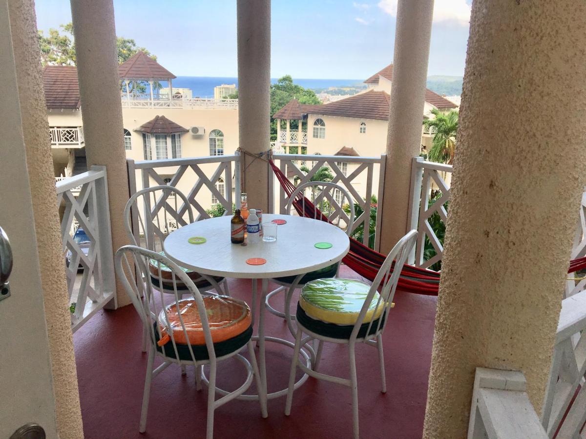 #D1 Castle Studio Wifi King Bed Ocho Rios Jamaica Exterior photo